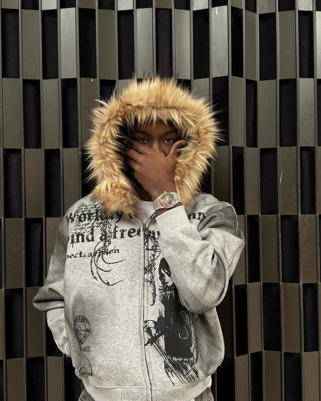 RIVET HOODIE