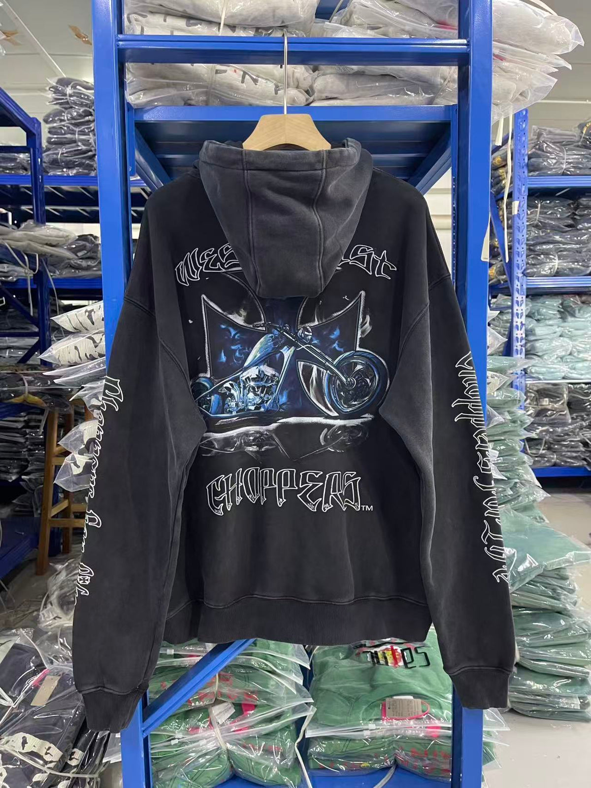 West Coast Choppers Flame‑Cross Sleeve‑Script Vintage Wash Pullover Hoodie Black