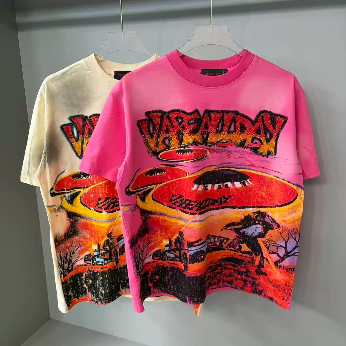 Vare All Day Desert Highway Retro Car UFO Vintage Washed T‑Shirt