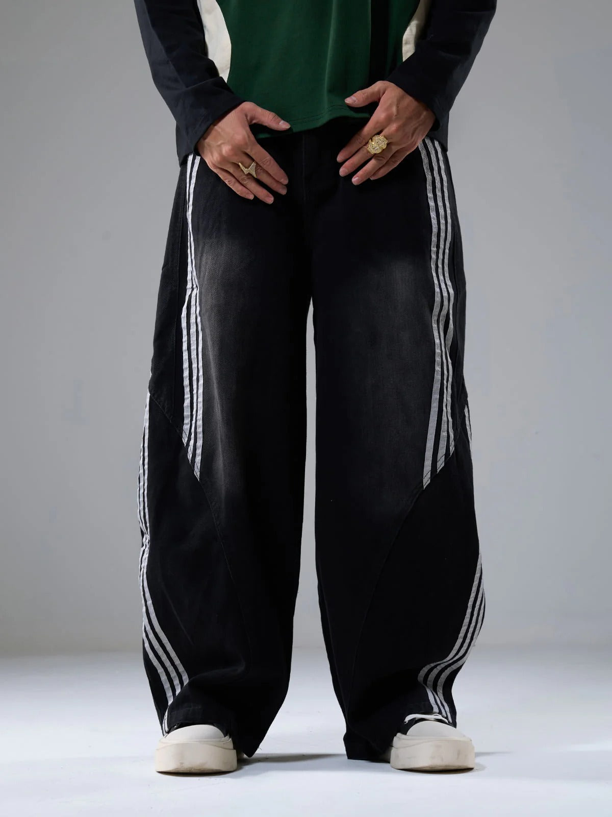 DEMON JEANS
